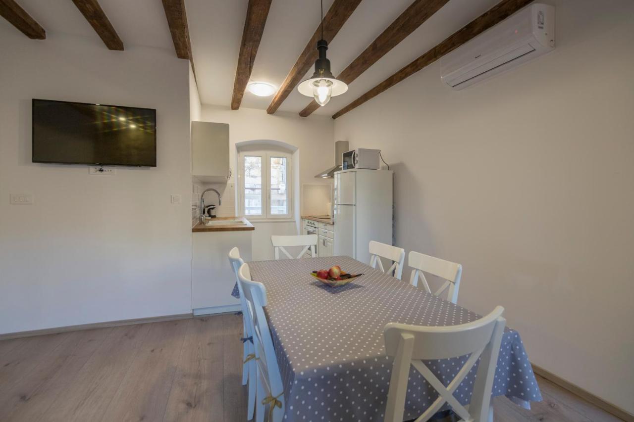 Apartments Bepi Komiža Zewnętrze zdjęcie