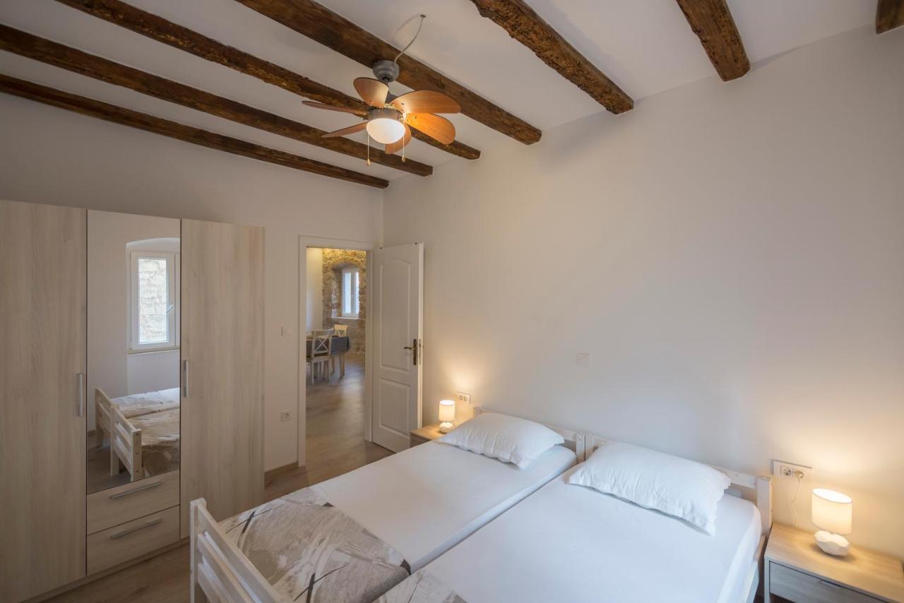 Apartments Bepi Komiža Zewnętrze zdjęcie