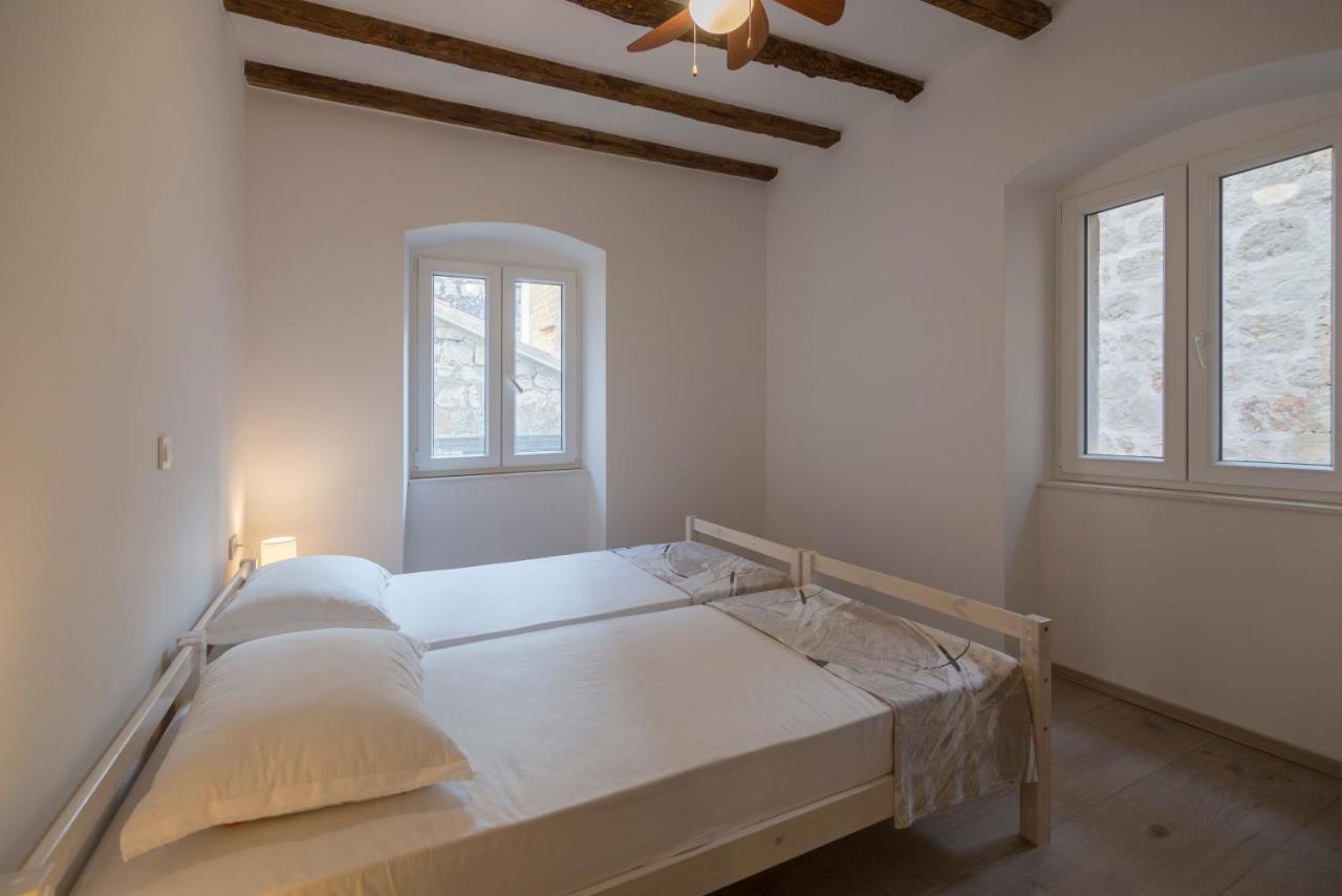 Apartments Bepi Komiža Zewnętrze zdjęcie