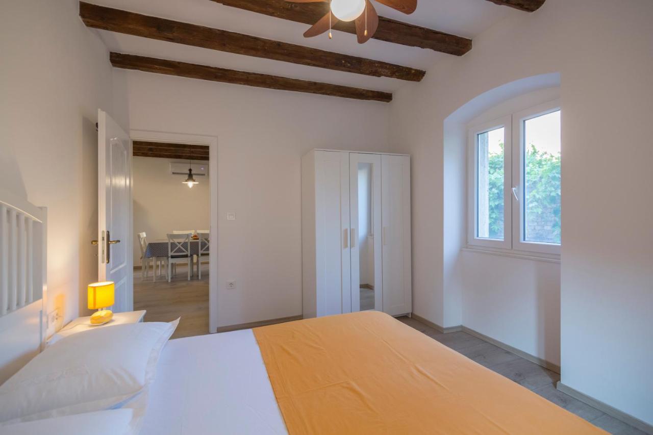 Apartments Bepi Komiža Zewnętrze zdjęcie