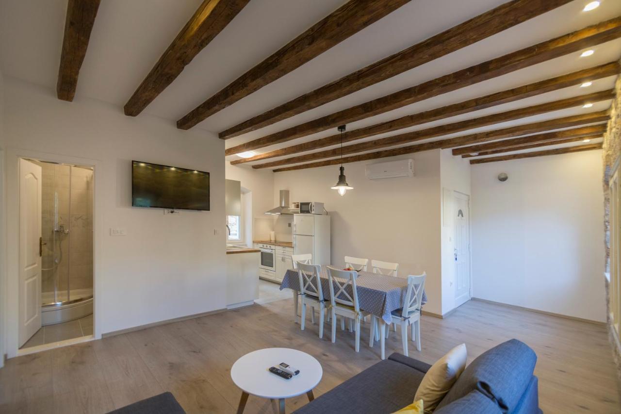 Apartments Bepi Komiža Zewnętrze zdjęcie