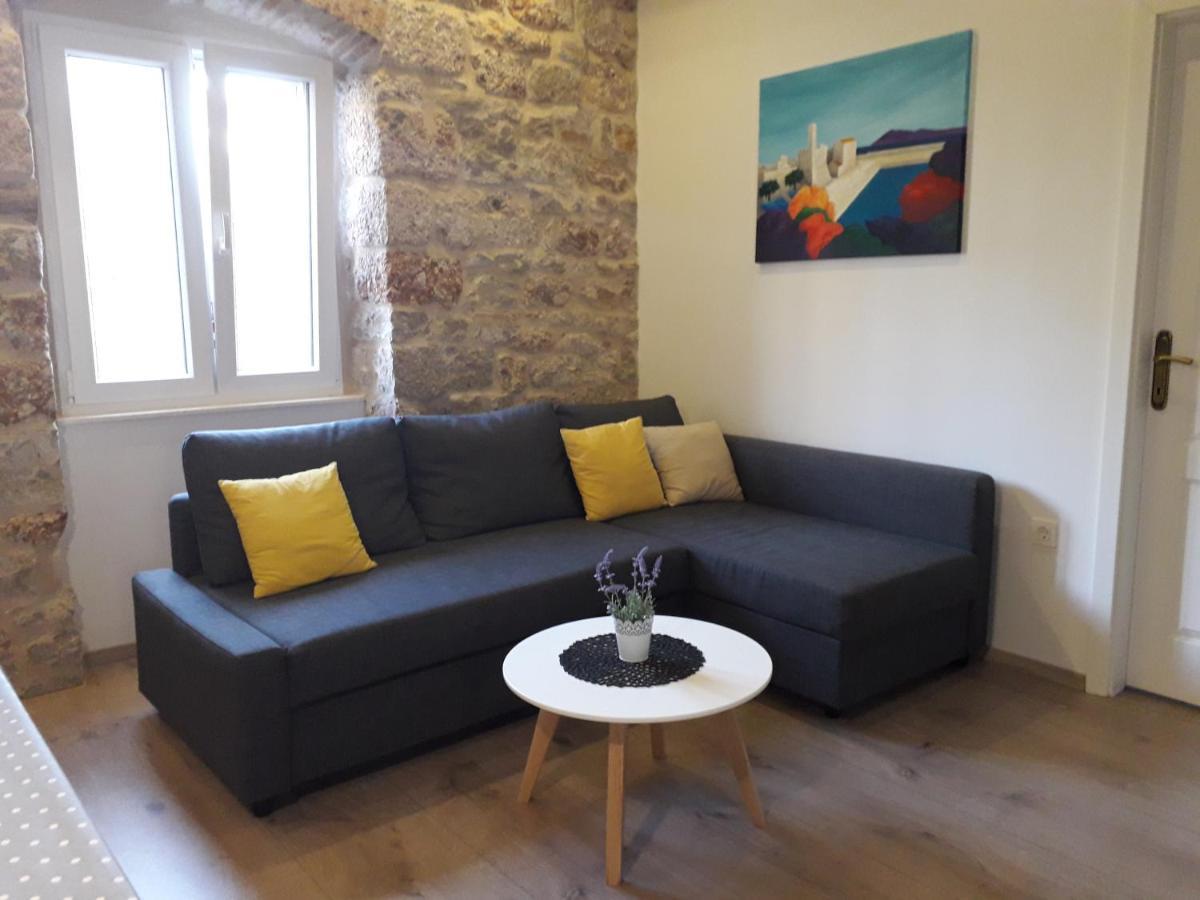 Apartments Bepi Komiža Zewnętrze zdjęcie