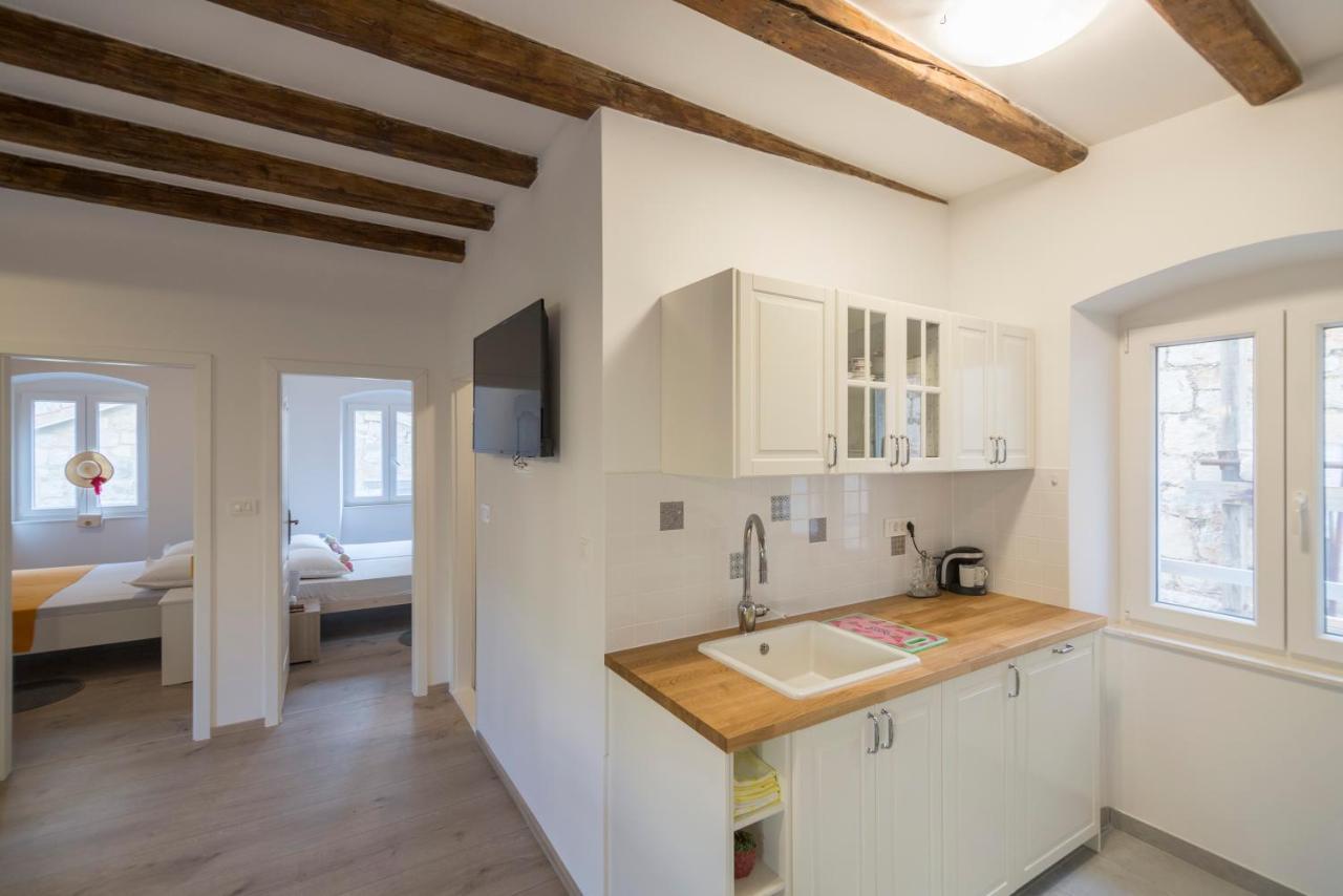 Apartments Bepi Komiža Zewnętrze zdjęcie