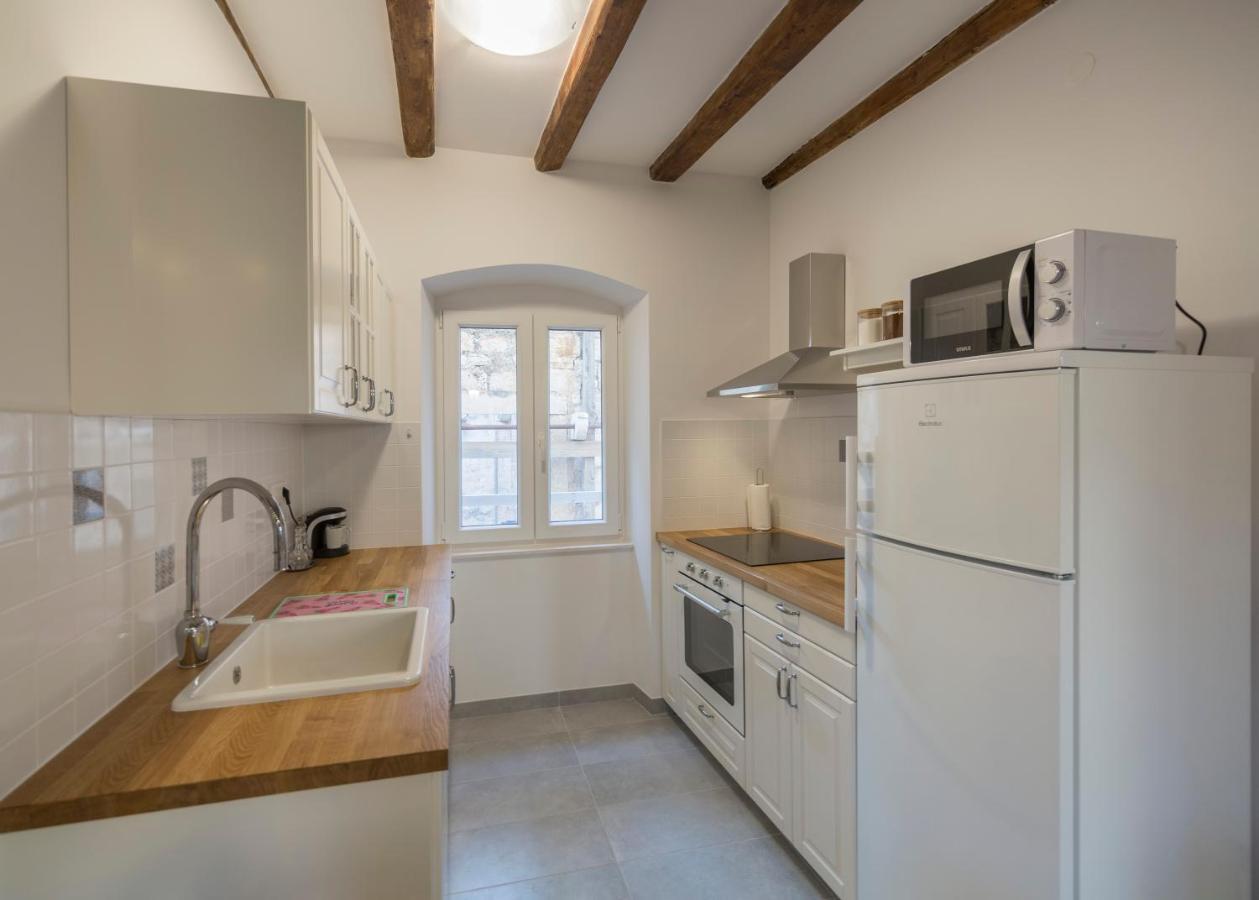 Apartments Bepi Komiža Zewnętrze zdjęcie