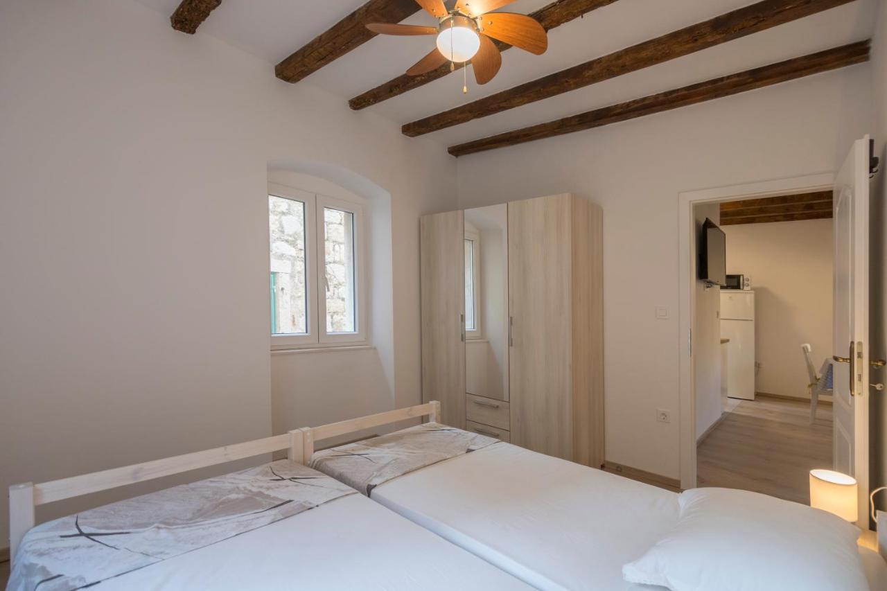 Apartments Bepi Komiža Zewnętrze zdjęcie