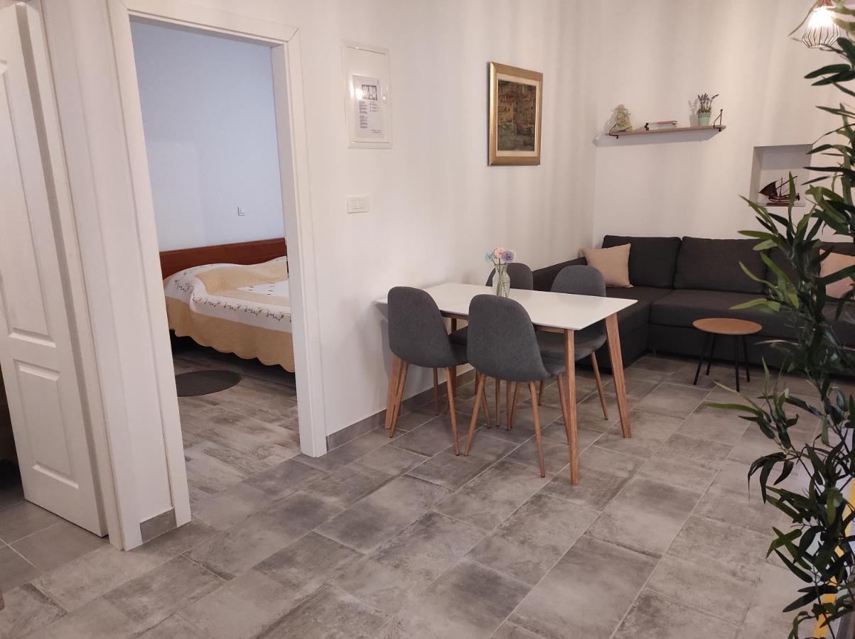 Apartments Bepi Komiža Zewnętrze zdjęcie